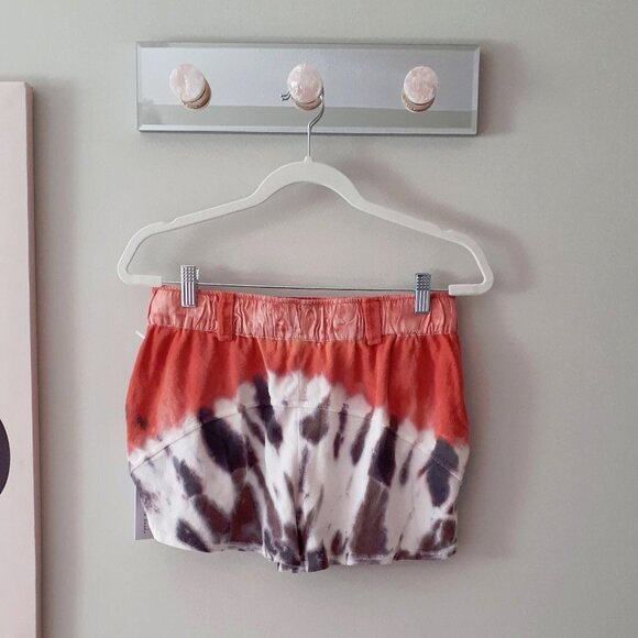 NWT YFB tie dye crew neck sweatshirt and shorts coordinated loungewear set, L - Picture 13 of 14